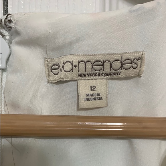 New York & Company Eva Mendes White Sleeveless Dress - Picture 2 of 6